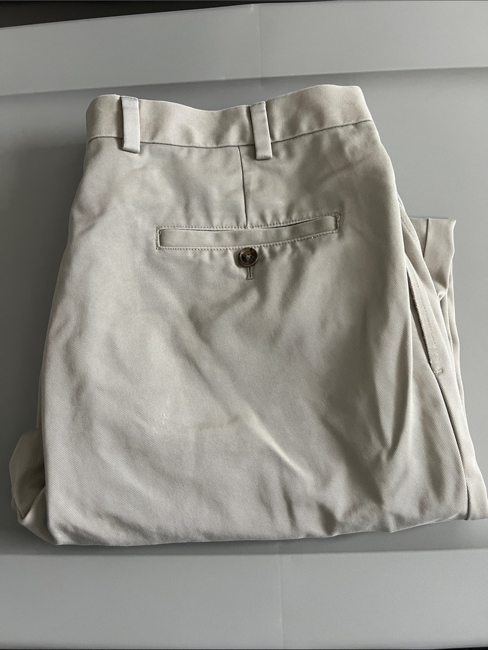 Brooks Brothers Advantage Chino Light Khaki Size 37 *flaw